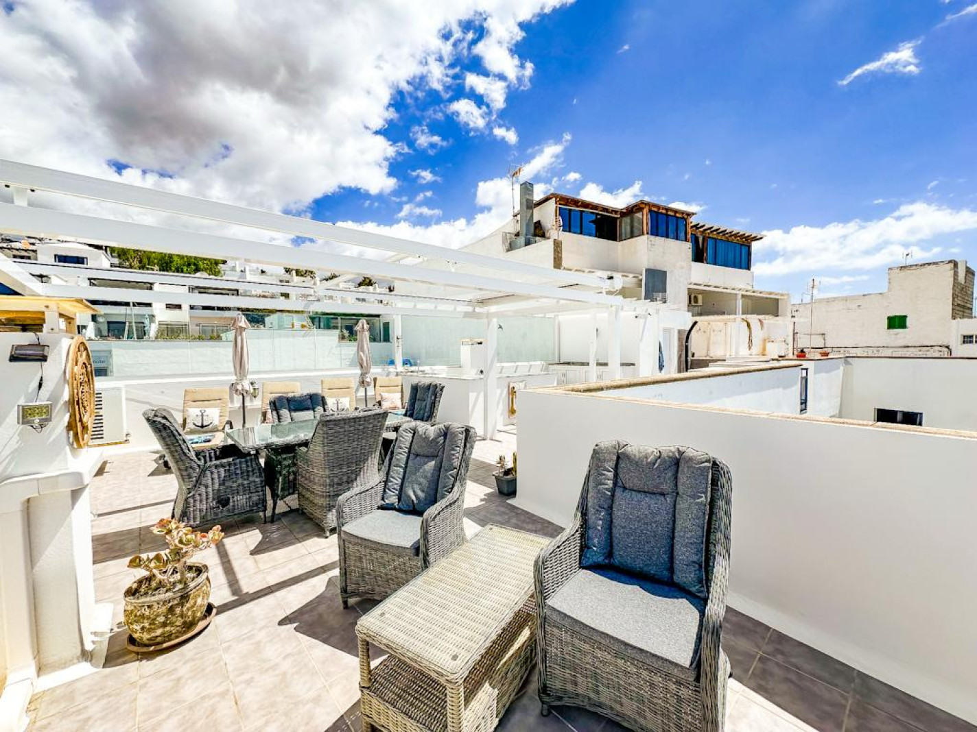 Fuensanta - Puerto Del Carmen - Roper Properties