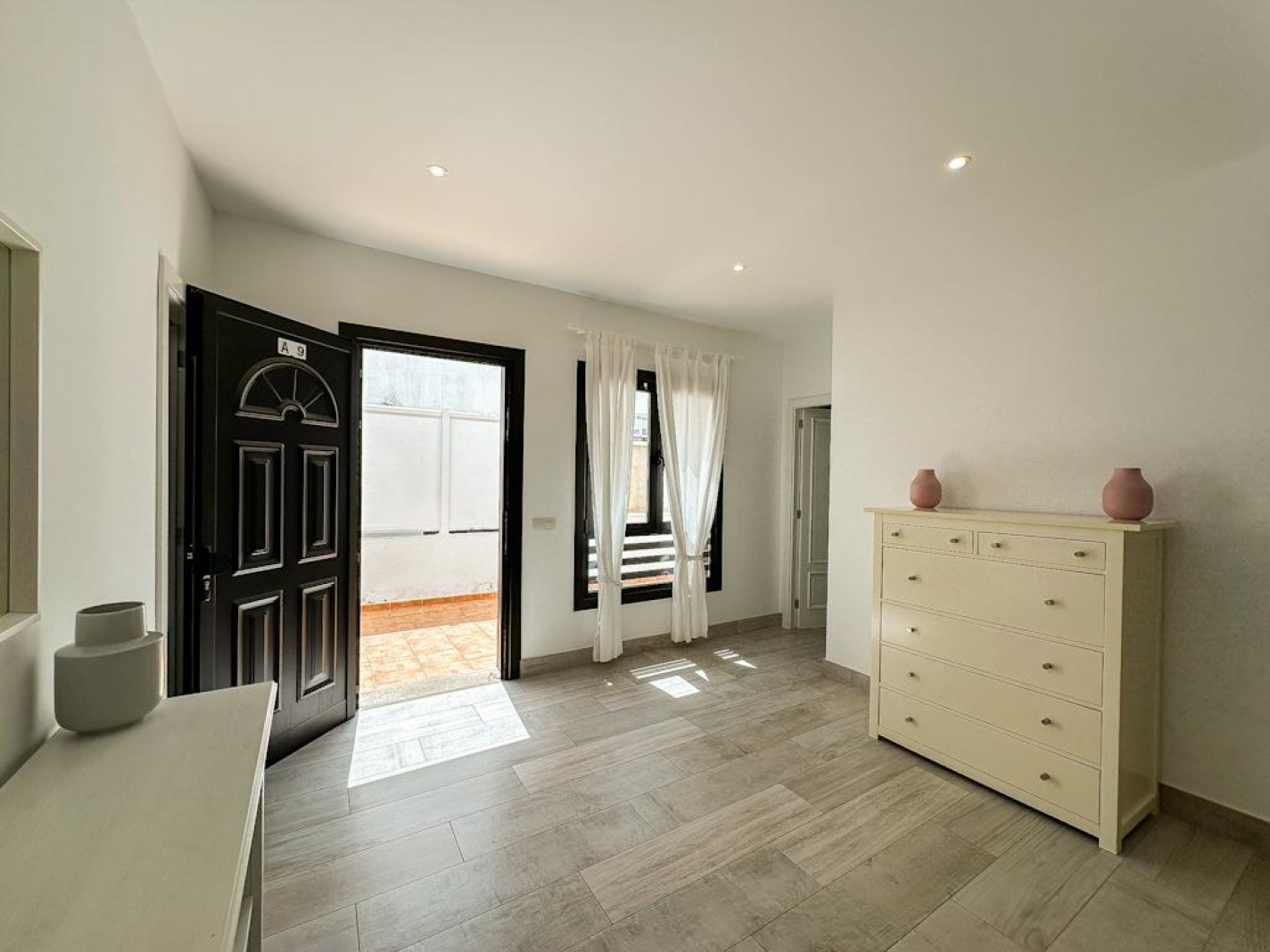 Caleton Blanco - Puerto Del Carmen - Roper Properties