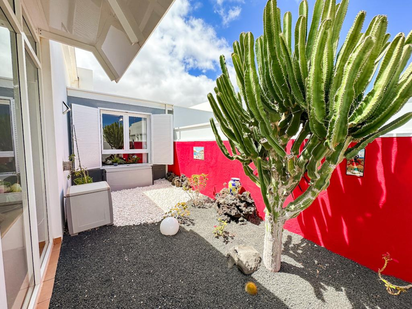 Las Calas - Costa Teguise - Roper Properties