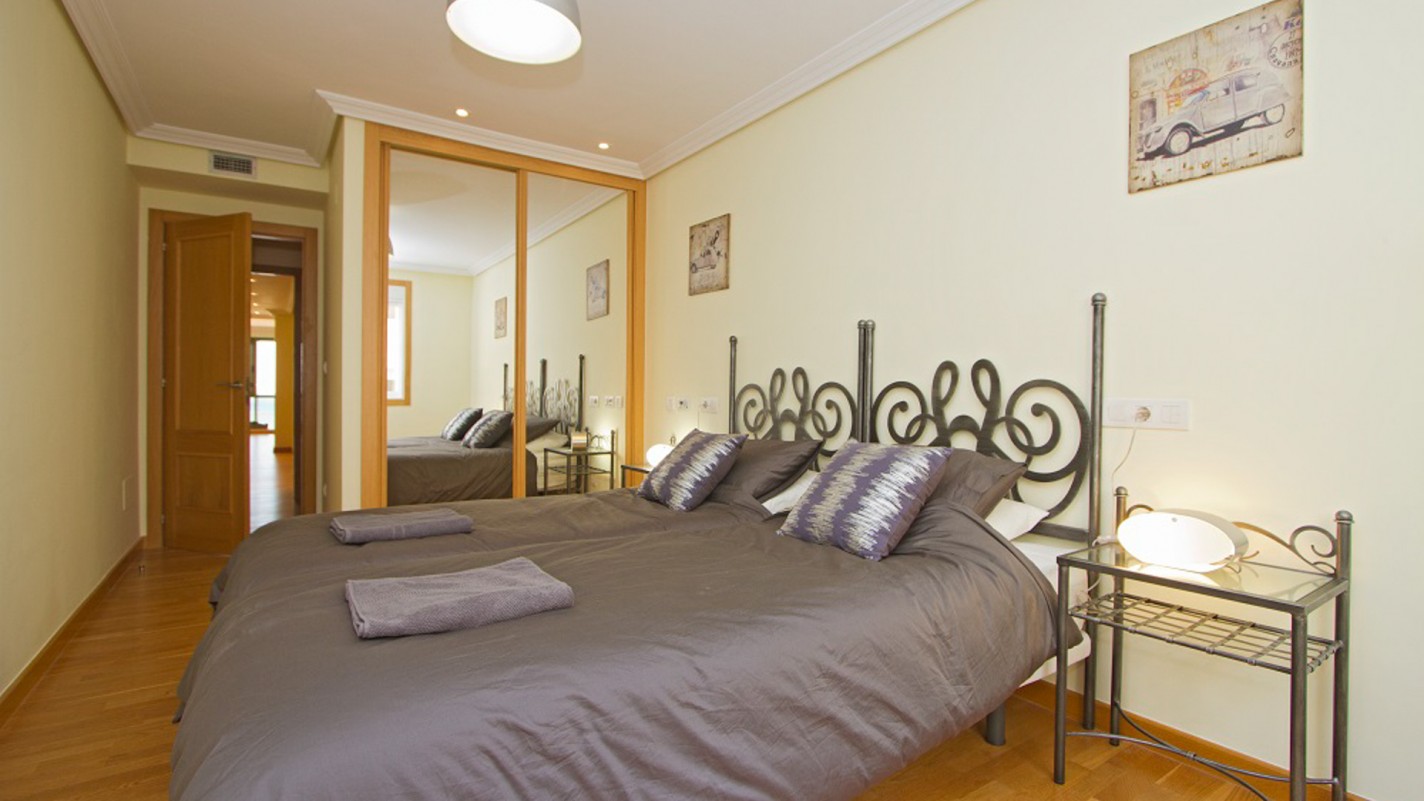 Siglo XXI - Arrecife - Roper Properties