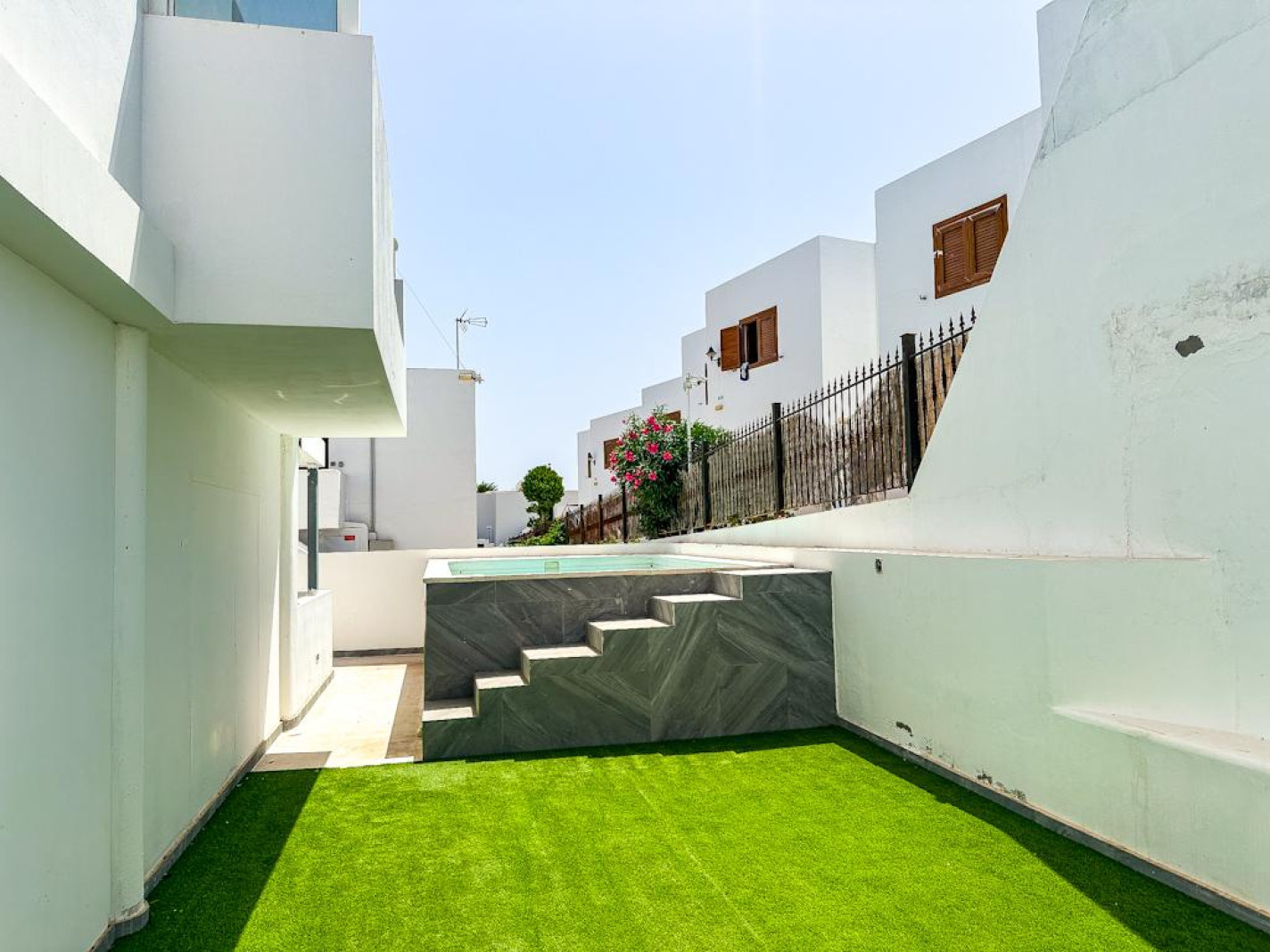 Maya - Puerto Del Carmen - Roper Properties