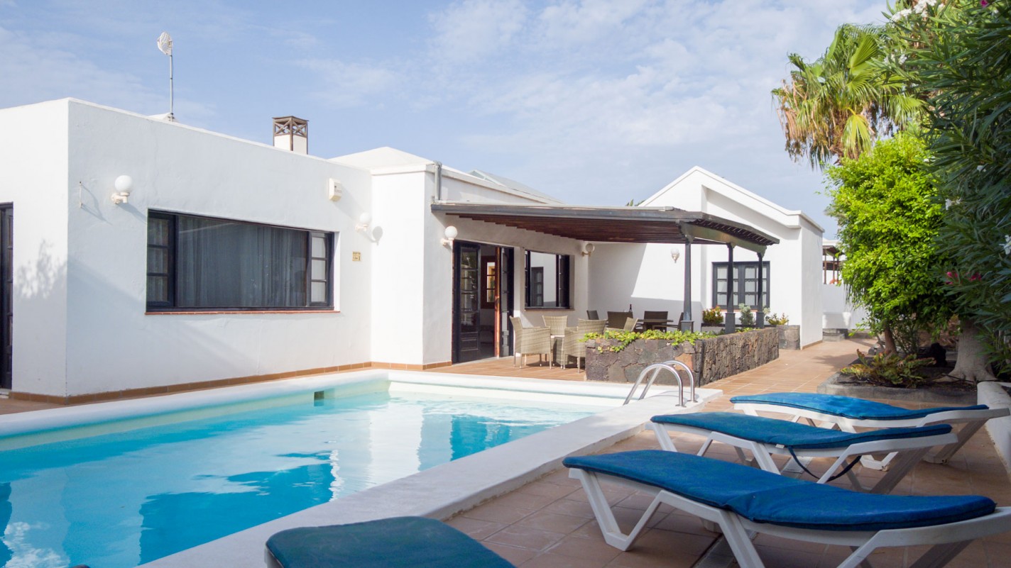 - Puerto Del Carmen - Roper Properties