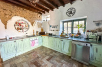 5 Bedroom  House / Villa 3