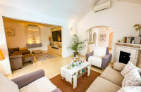 3 Bedroom  House / Villa 2