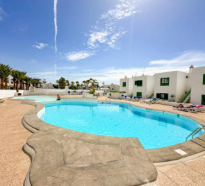 2 Bedroom  House / Villa 1