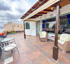 3 Bedroom  House / Villa 1